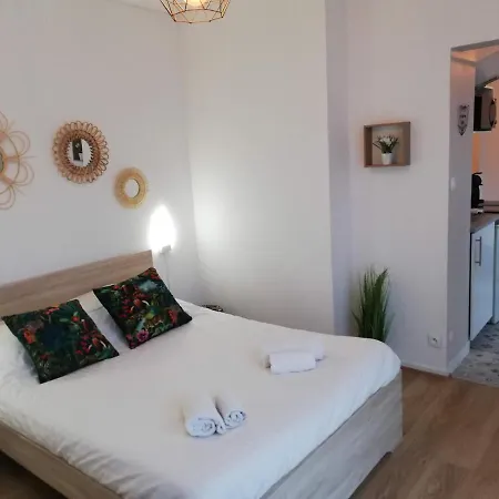 Tysiam : Un Studio Chaleureux Pour Un Sejour Sympa Апартаменты *